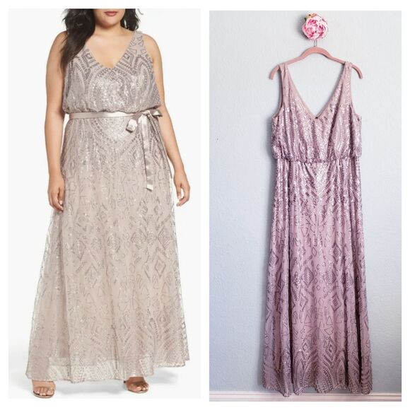 MARINA Dresses & Skirts - Marina Rose Gold Sequin Mesh V-neck Dress